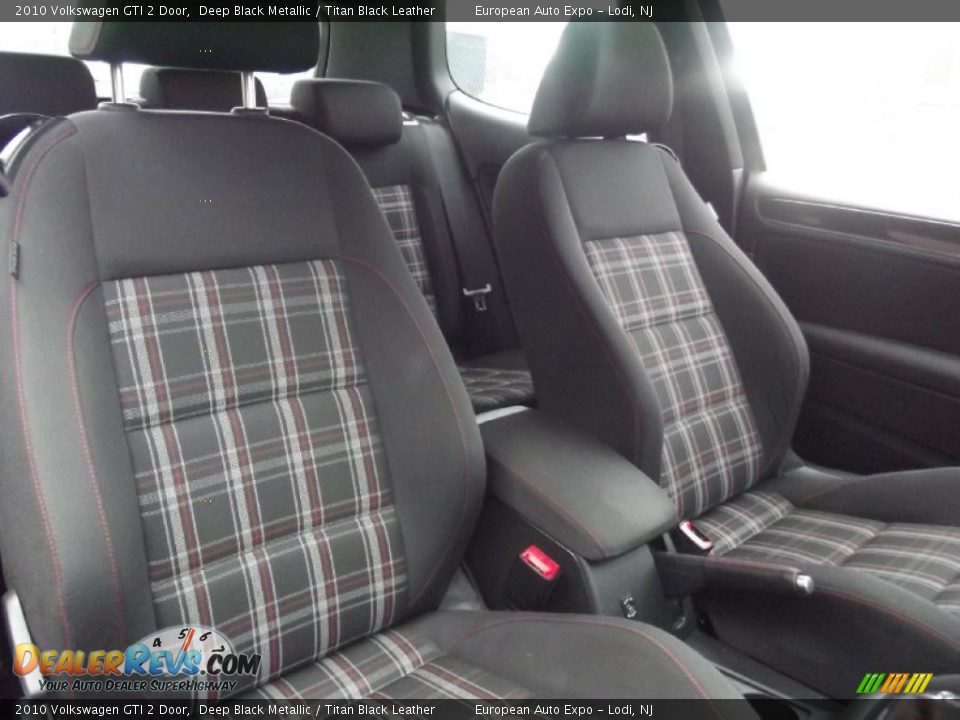 2010 Volkswagen GTI 2 Door Deep Black Metallic / Titan Black Leather Photo #13