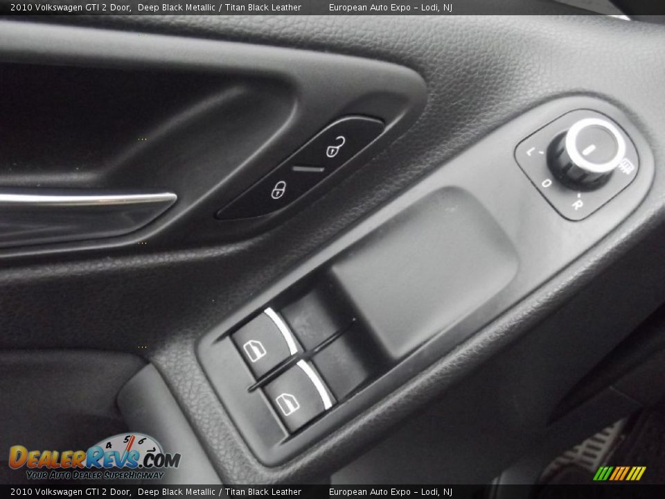 2010 Volkswagen GTI 2 Door Deep Black Metallic / Titan Black Leather Photo #15