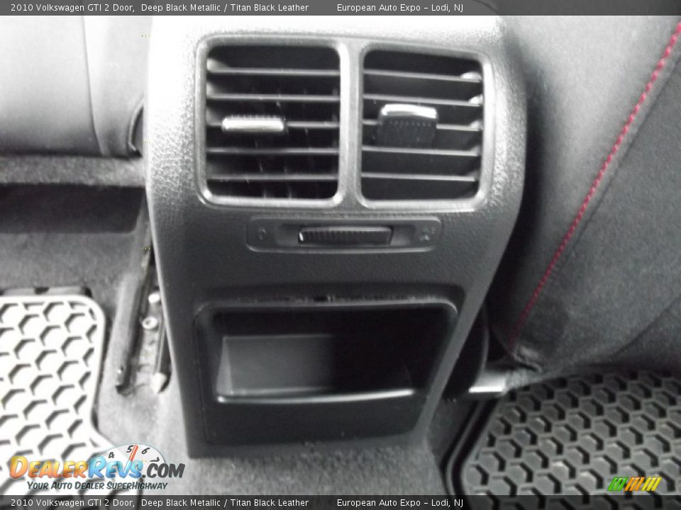 2010 Volkswagen GTI 2 Door Deep Black Metallic / Titan Black Leather Photo #27