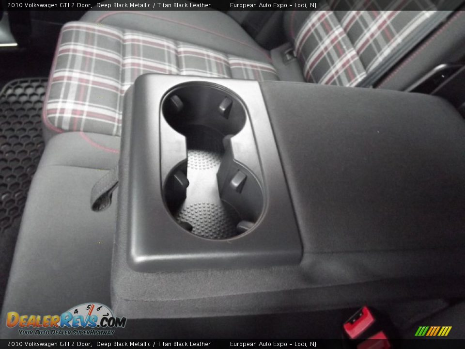 2010 Volkswagen GTI 2 Door Deep Black Metallic / Titan Black Leather Photo #30