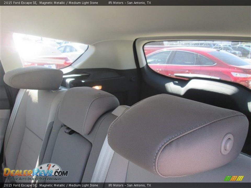 2015 Ford Escape SE Magnetic Metallic / Medium Light Stone Photo #14