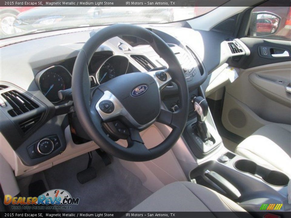 2015 Ford Escape SE Magnetic Metallic / Medium Light Stone Photo #24