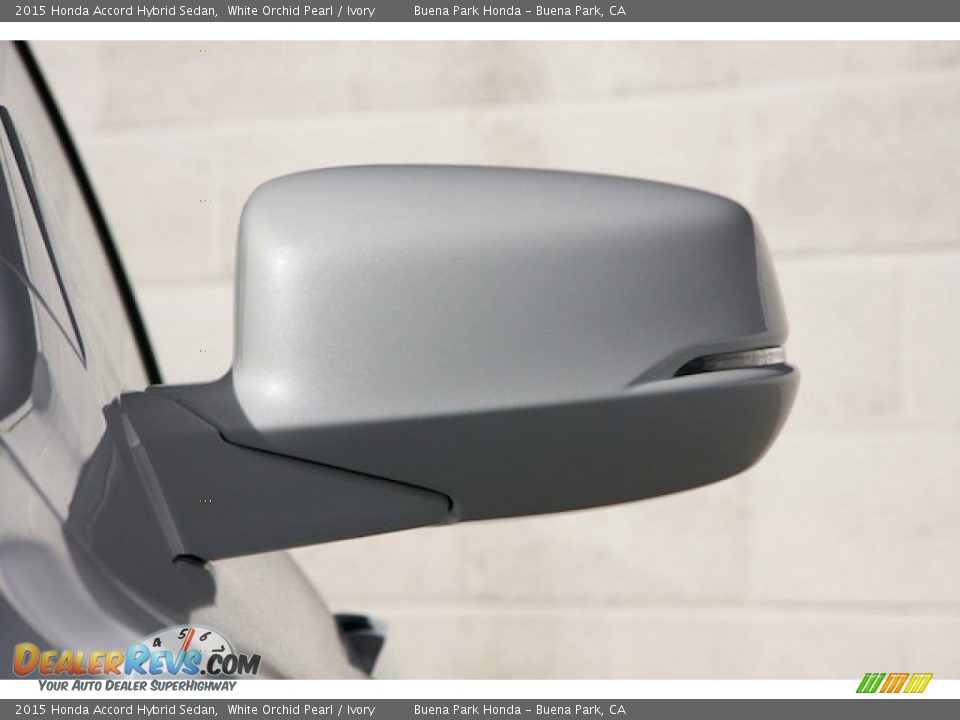 2015 Honda Accord Hybrid Sedan White Orchid Pearl / Ivory Photo #5