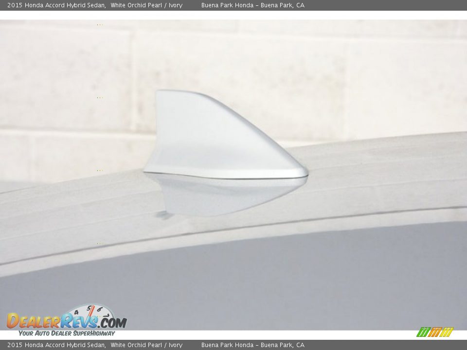2015 Honda Accord Hybrid Sedan White Orchid Pearl / Ivory Photo #8