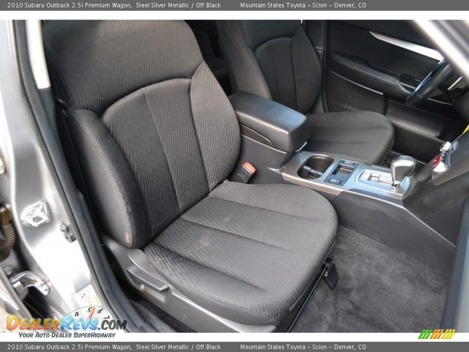 2010 Subaru Outback 2.5i Premium Wagon Steel Silver Metallic / Off Black Photo #16