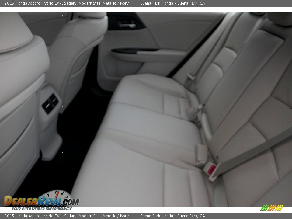 2015 Honda Accord Hybrid EX-L Sedan Modern Steel Metallic / Ivory Photo #15