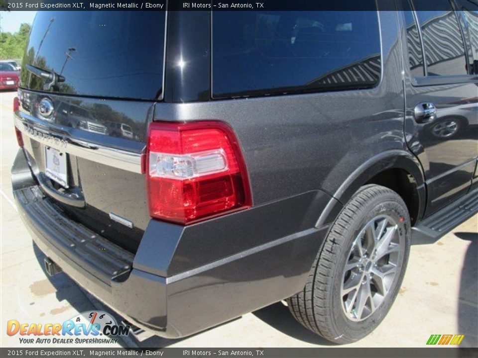 2015 Ford Expedition XLT Magnetic Metallic / Ebony Photo #12