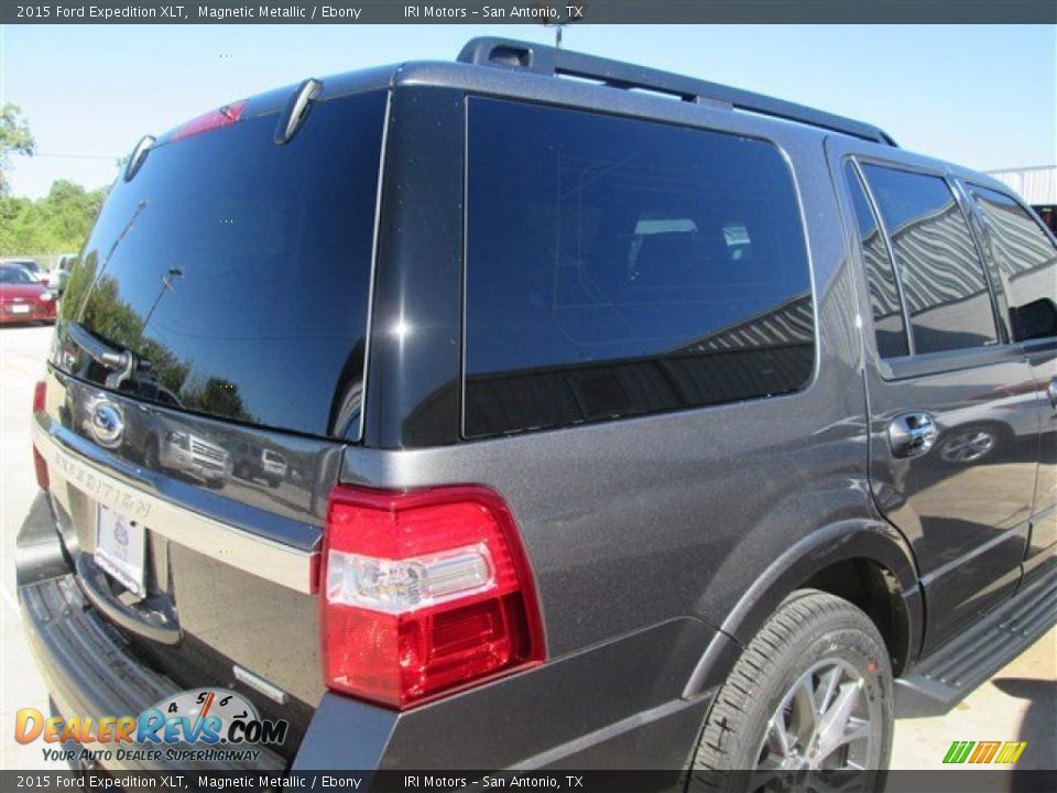 2015 Ford Expedition XLT Magnetic Metallic / Ebony Photo #13