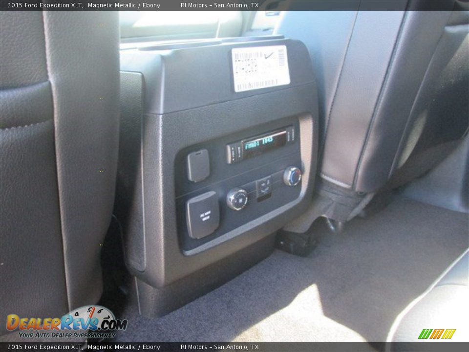2015 Ford Expedition XLT Magnetic Metallic / Ebony Photo #24