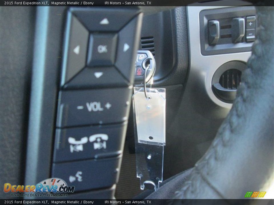 2015 Ford Expedition XLT Magnetic Metallic / Ebony Photo #34