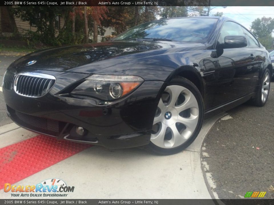 Front 3/4 View of 2005 BMW 6 Series 645i Coupe Photo #1