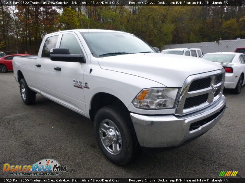 Front 3/4 View of 2015 Ram 2500 Tradesman Crew Cab 4x4 Photo #6