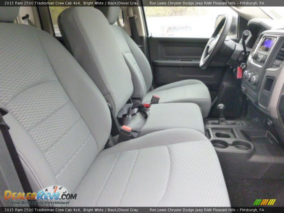 2015 Ram 2500 Tradesman Crew Cab 4x4 Bright White / Black/Diesel Gray Photo #9