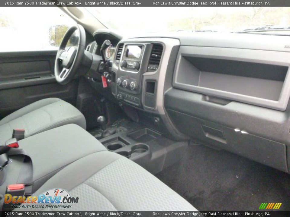 2015 Ram 2500 Tradesman Crew Cab 4x4 Bright White / Black/Diesel Gray Photo #10
