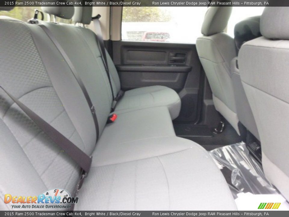 2015 Ram 2500 Tradesman Crew Cab 4x4 Bright White / Black/Diesel Gray Photo #12