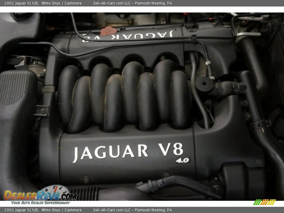 2001 Jaguar XJ XJ8 White Onyx / Cashmere Photo #35