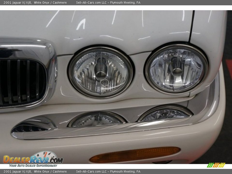 2001 Jaguar XJ XJ8 White Onyx / Cashmere Photo #36