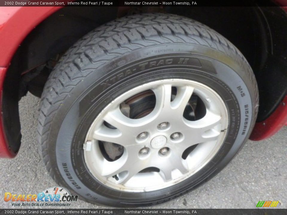 2002 Dodge Grand Caravan Sport Inferno Red Pearl / Taupe Photo #7