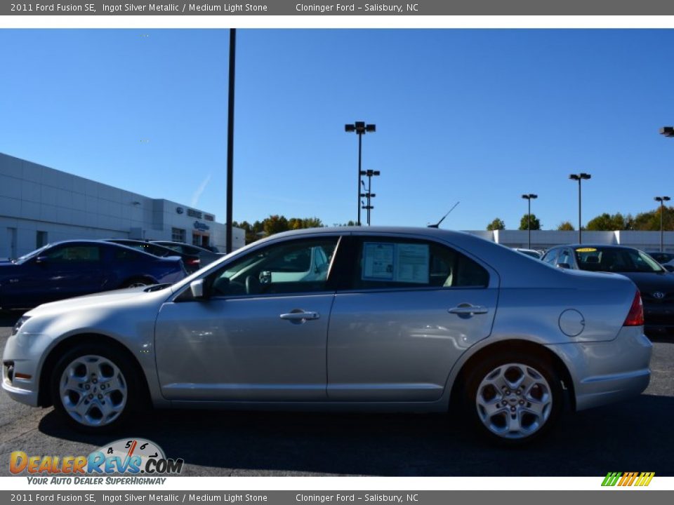 2011 Ford Fusion SE Ingot Silver Metallic / Medium Light Stone Photo #6