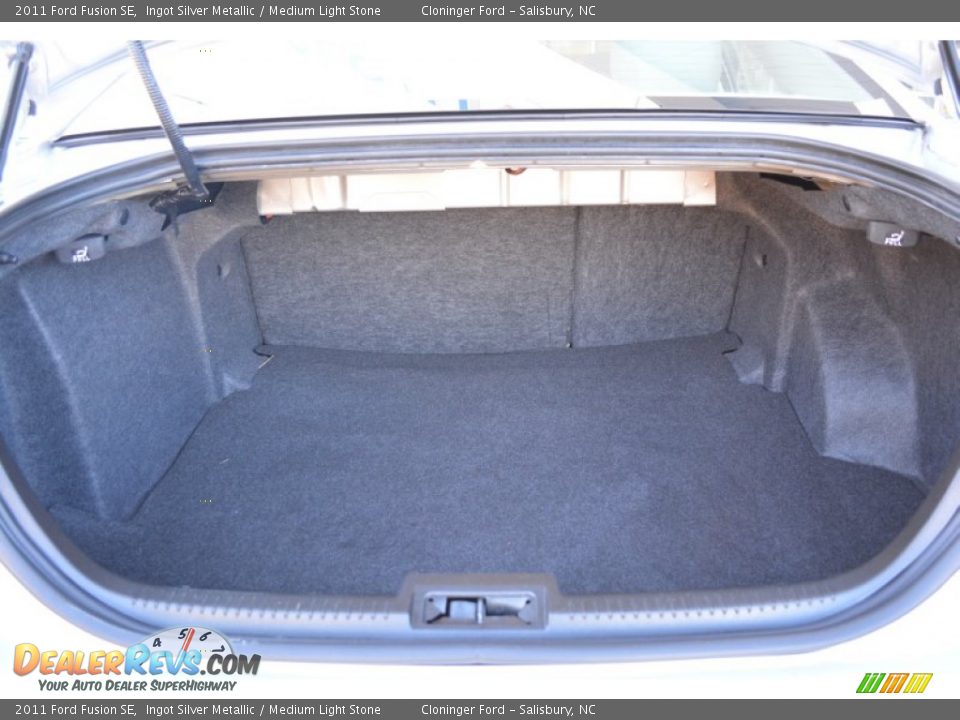 2011 Ford Fusion SE Ingot Silver Metallic / Medium Light Stone Photo #12