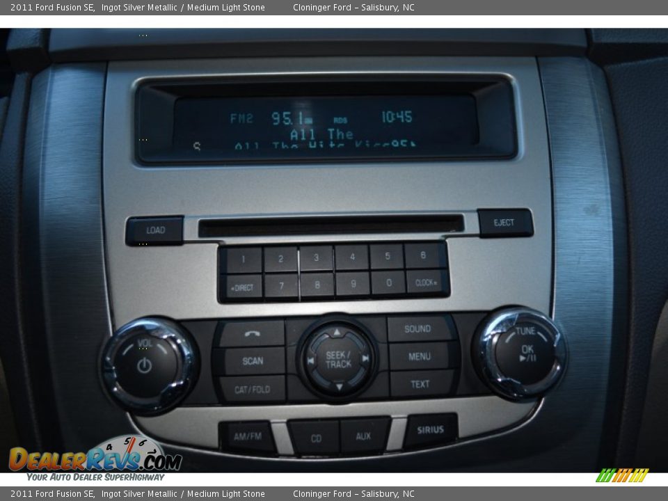 2011 Ford Fusion SE Ingot Silver Metallic / Medium Light Stone Photo #20