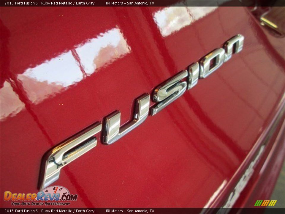 2015 Ford Fusion S Ruby Red Metallic / Earth Gray Photo #6
