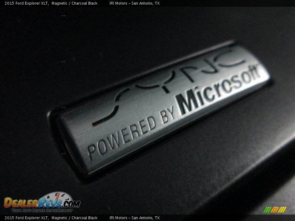 2015 Ford Explorer XLT Magnetic / Charcoal Black Photo #18