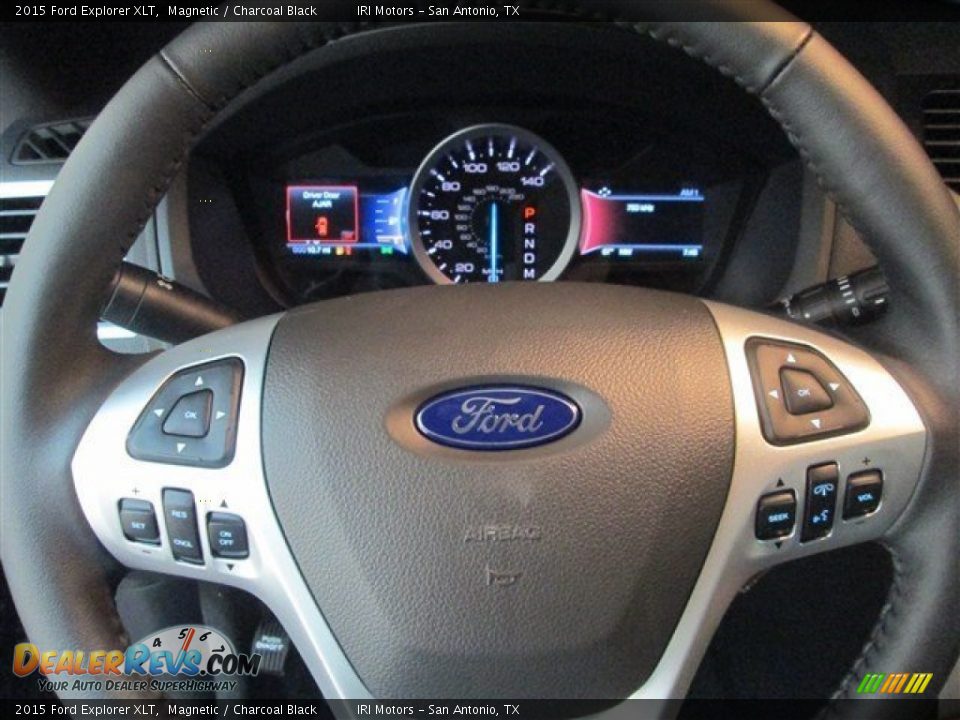 2015 Ford Explorer XLT Magnetic / Charcoal Black Photo #23