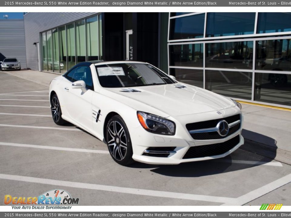 Front 3/4 View of 2015 Mercedes-Benz SL 550 White Arrow Edition Roadster Photo #6