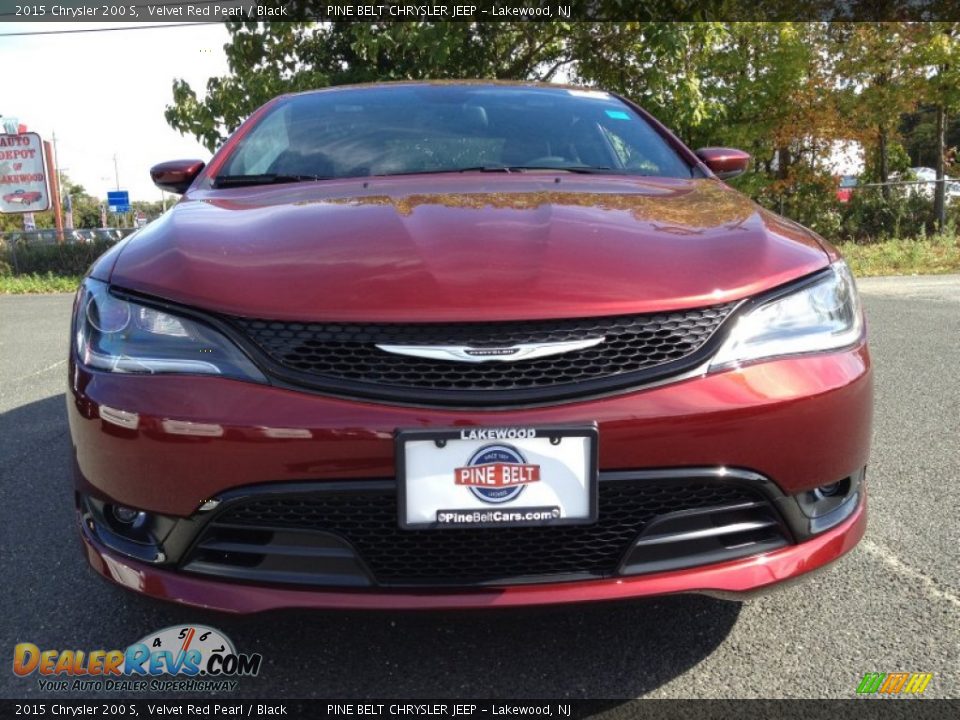 2015 Chrysler 200 S Velvet Red Pearl / Black Photo #2