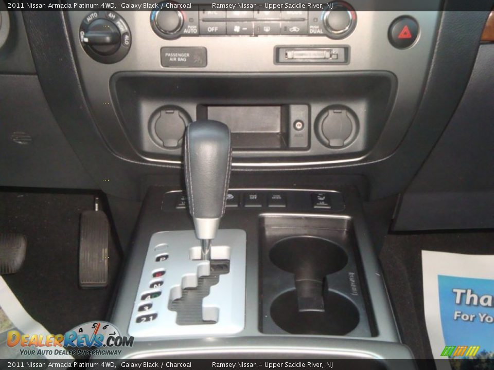2011 Nissan Armada Platinum 4WD Galaxy Black / Charcoal Photo #28