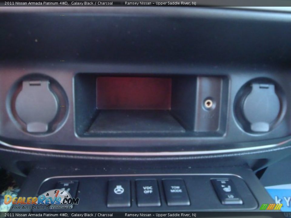 2011 Nissan Armada Platinum 4WD Galaxy Black / Charcoal Photo #29