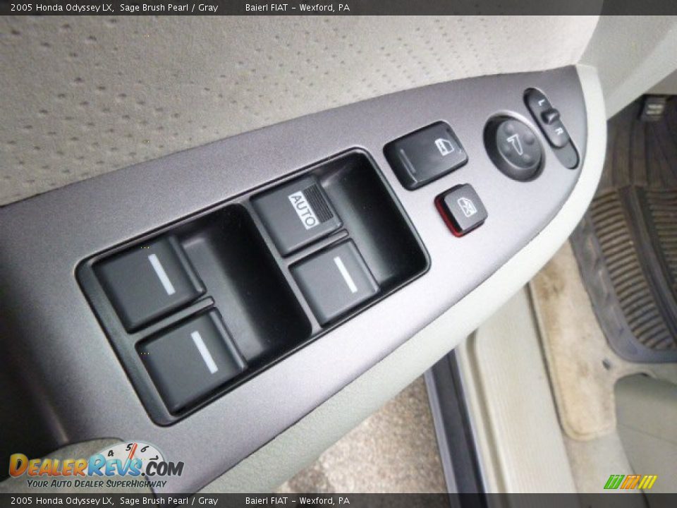 2005 Honda Odyssey LX Sage Brush Pearl / Gray Photo #15