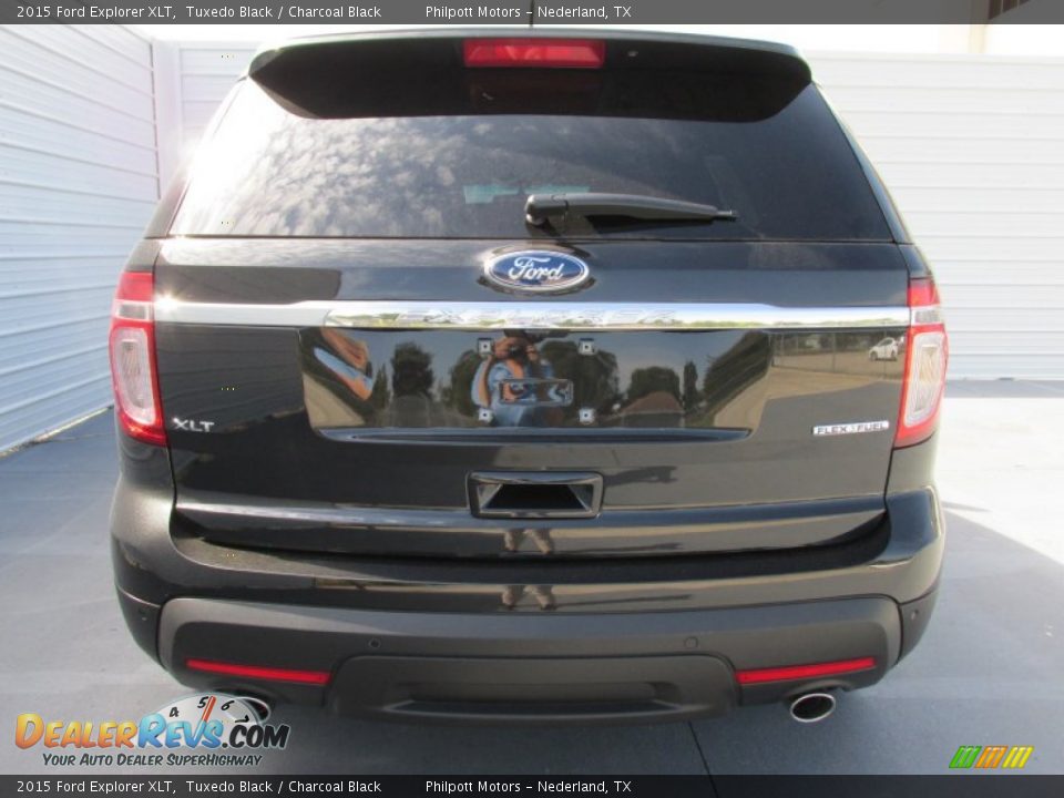 2015 Ford Explorer XLT Tuxedo Black / Charcoal Black Photo #5