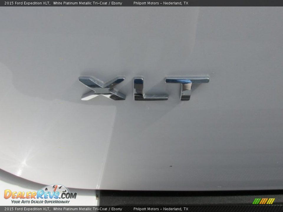 2015 Ford Expedition XLT White Platinum Metallic Tri-Coat / Ebony Photo #16
