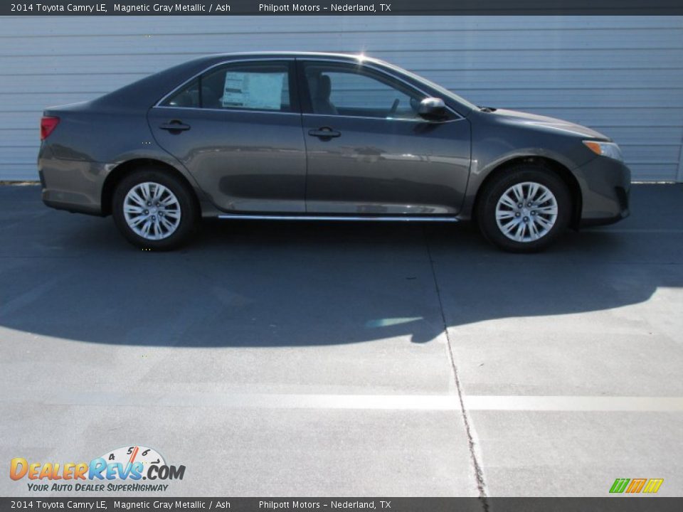 2014 Toyota Camry LE Magnetic Gray Metallic / Ash Photo #3
