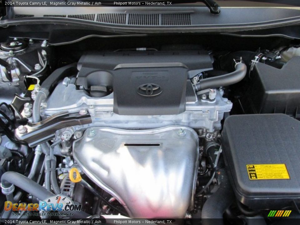 2014 Toyota Camry LE Magnetic Gray Metallic / Ash Photo #17