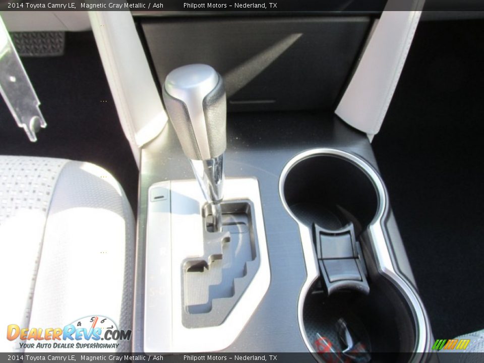 2014 Toyota Camry LE Magnetic Gray Metallic / Ash Photo #29