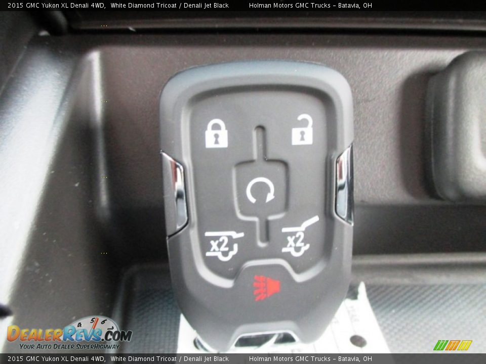 2015 GMC Yukon XL Denali 4WD White Diamond Tricoat / Denali Jet Black Photo #20