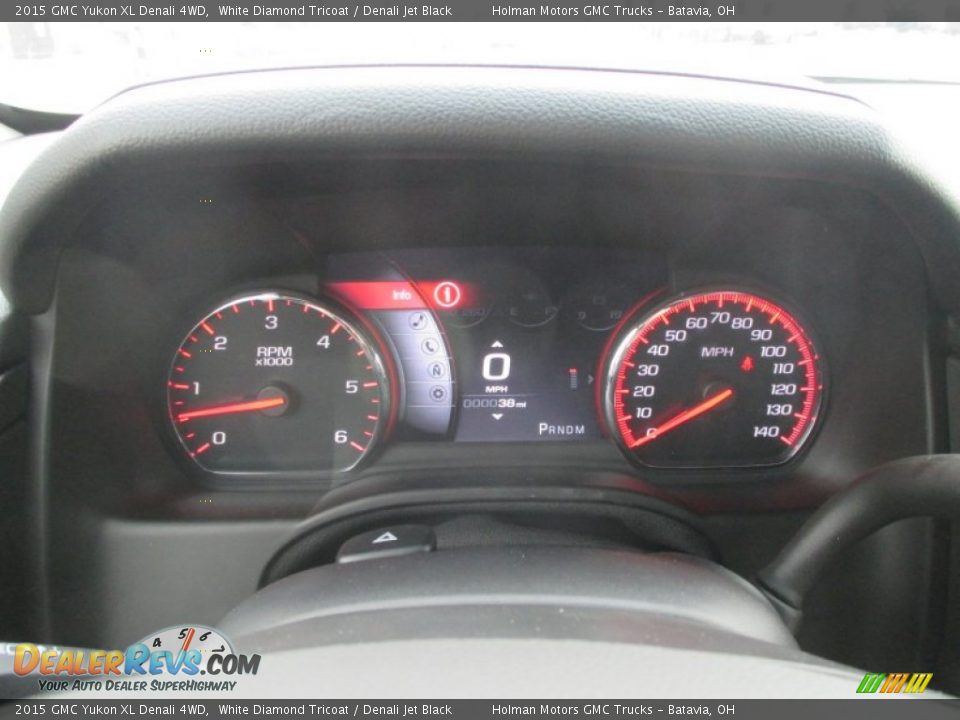 2015 GMC Yukon XL Denali 4WD White Diamond Tricoat / Denali Jet Black Photo #25