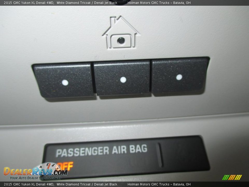 2015 GMC Yukon XL Denali 4WD White Diamond Tricoat / Denali Jet Black Photo #31