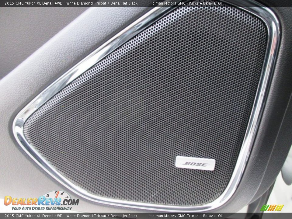 2015 GMC Yukon XL Denali 4WD White Diamond Tricoat / Denali Jet Black Photo #35