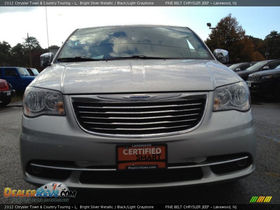 2012 Chrysler Town & Country Touring - L Bright Silver Metallic / Black/Light Graystone Photo #4