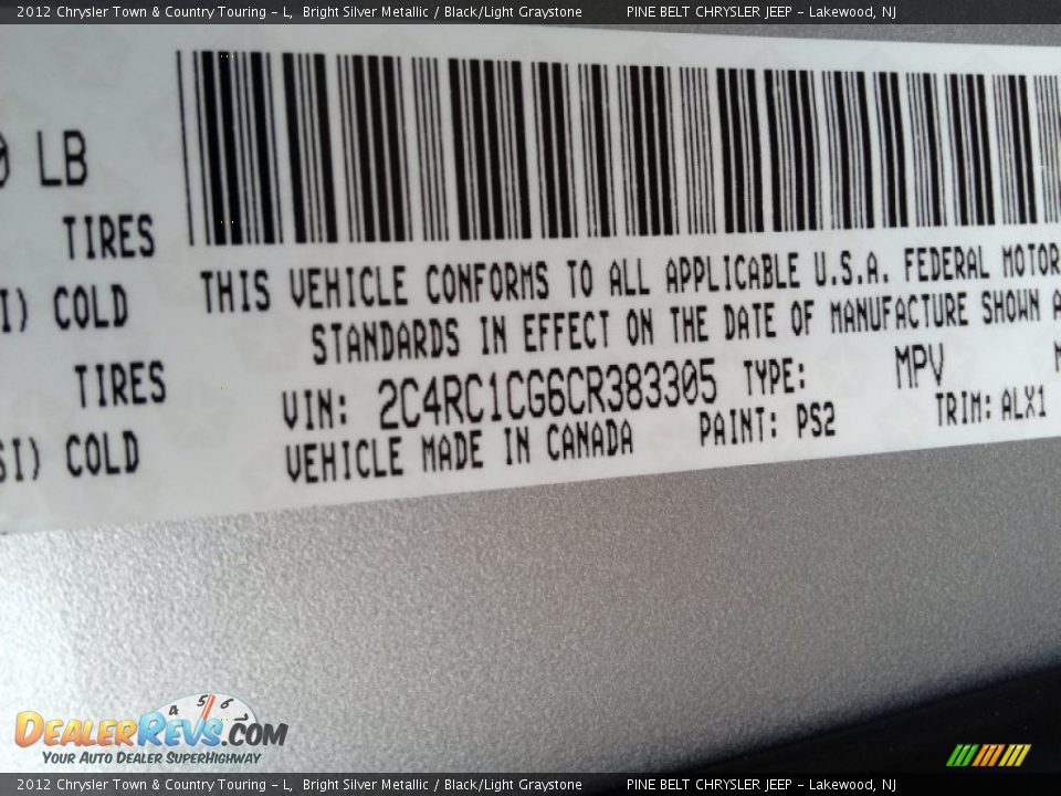 2012 Chrysler Town & Country Touring - L Bright Silver Metallic / Black/Light Graystone Photo #19