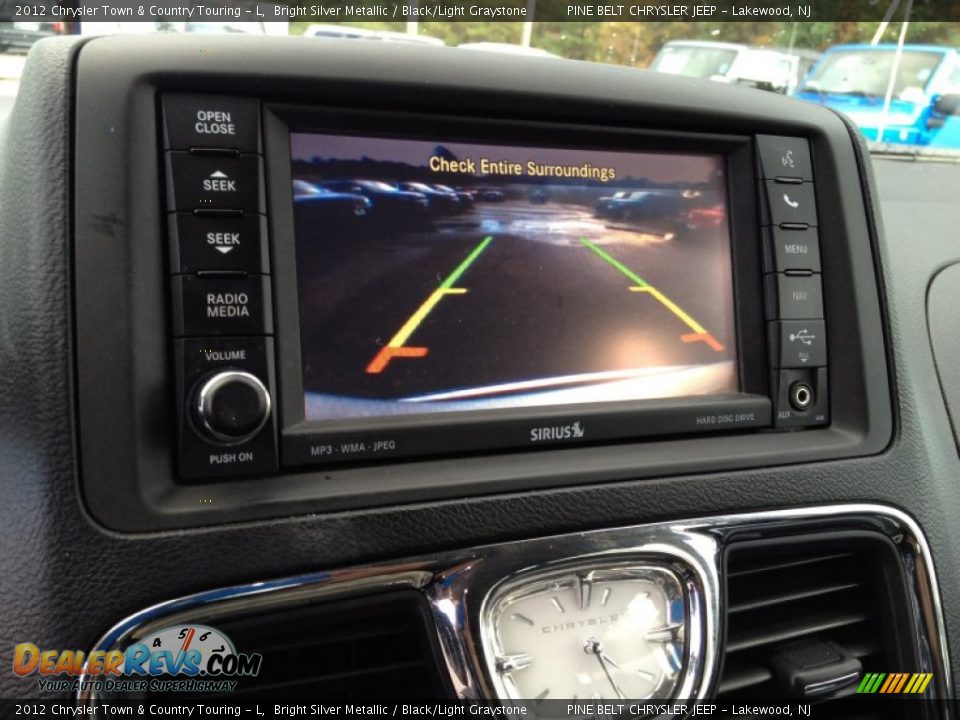 2012 Chrysler Town & Country Touring - L Bright Silver Metallic / Black/Light Graystone Photo #20