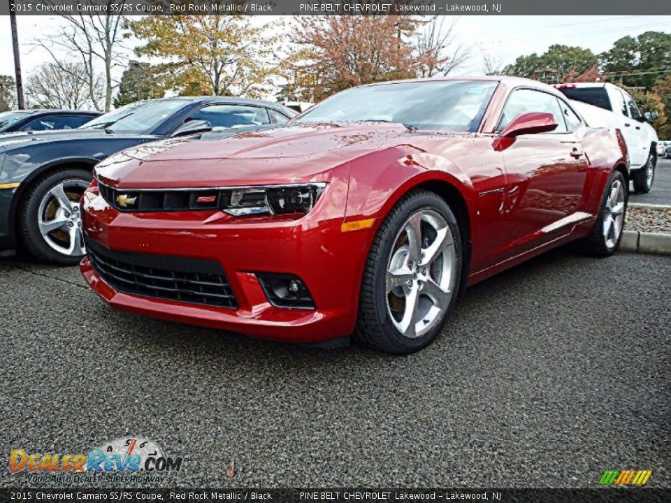 Front 3/4 View of 2015 Chevrolet Camaro SS/RS Coupe Photo #1