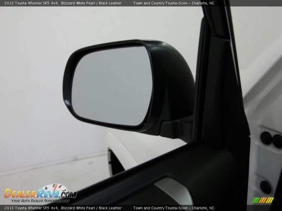 2013 Toyota 4Runner SR5 4x4 Blizzard White Pearl / Black Leather Photo #28