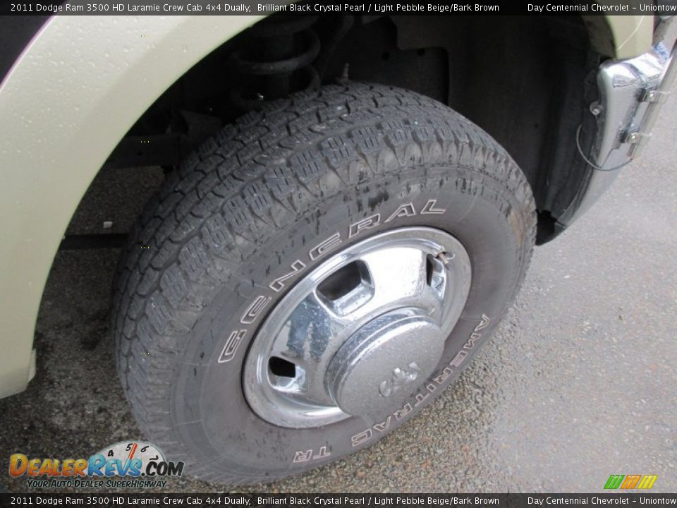 2011 Dodge Ram 3500 HD Laramie Crew Cab 4x4 Dually Brilliant Black Crystal Pearl / Light Pebble Beige/Bark Brown Photo #12