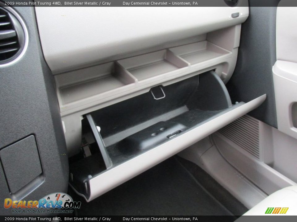 2009 Honda Pilot Touring 4WD Billet Silver Metallic / Gray Photo #33