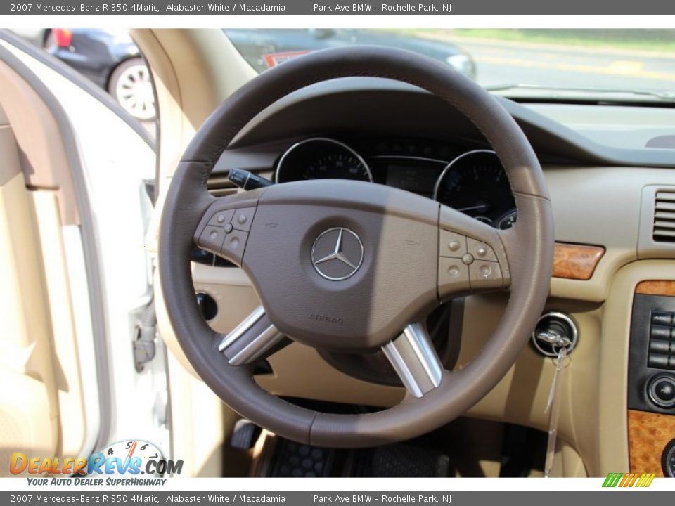 2007 Mercedes-Benz R 350 4Matic Alabaster White / Macadamia Photo #20